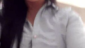 Latina Culona en Tangita: Young Brunette Webcam Amateur