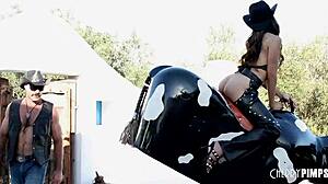 i fingered alexia anders outdoor before she rode my cock hard in doggystyle