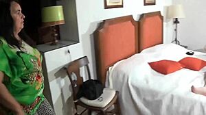 Veronica Rossi, horny milf for licking