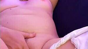 Hotwife Steffi Dances Pussy In New Year Homemade Video