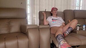 Черт, горячая сводная сестра и я дрочим вместе!