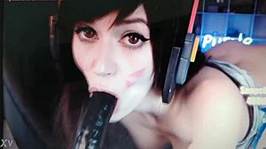 Young lady performs enticing webcam show with ass focus