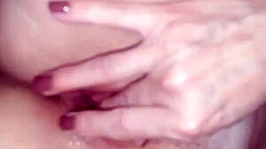 Suzy Klinn Dances Sexy Before Shemale Cumshot!