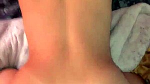 Le pedí a mi novio que meta polla en el culo de mi mejor amiga 😏