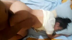 i made a homemade video with a milf, putting in a nice object for a happy ending