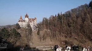 Nikki Riddle, blonde MILF with big tits, fucks Victor Bloom at home