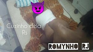 Novinha rabetao giving her ass rough anal play
