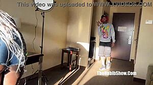 Tori Toots Dresses As Sexy Freak In Bonnet