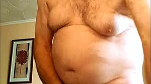 watch me cum on biscuit while staring at bengeeman