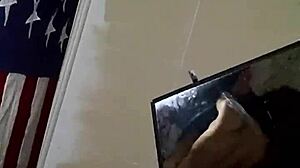 Amateur Pussy Gets Wet And Creams In Homemade Doggystyle Scene