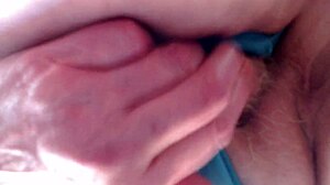 Damn! Chriss cums in my 1000th retro milf video!