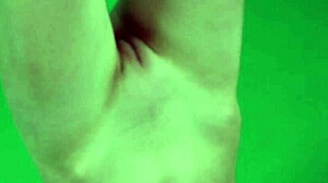 年轻体操运动员Anna Mostik大开双腿