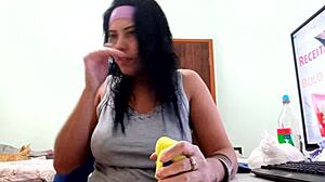 vlog sarah rosa shares her female intimacy moments