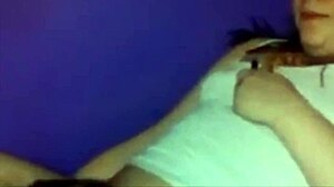 Amateur Girls Play With Dildo On Webcam