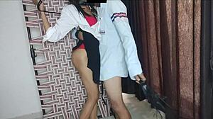 Soniya bhabhi sucks classmate cock