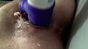 German amateur squirts mega with homemade dildo