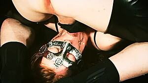 Cucej jako kurva s olizováním koulí!