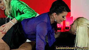 i love watching lez fingering in wild 3some