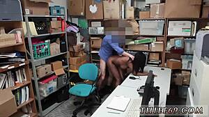 Watch This Interracial Threesome Pussy Eating!