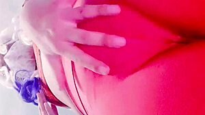 Harley Quinn fucks Maddy Diamond's round ass hard