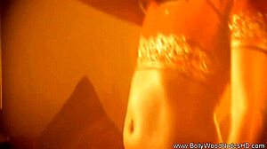 Sunny Indian Brunette Babe Shows Her Personality