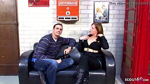 Deutsche Mutter Auf Der Strasse In Bochum Abgeschleppt Für Casting