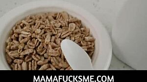 ماما تفضلني - زب صباحي للابن زوجة الأب بروكلين تشيس.