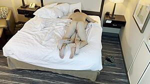 Helloladyboy Liten thai søt overrasker fremmed i hotellmøte