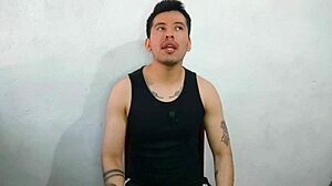 Hey, wanna see this twink suck a huge rod? I’ve got the hottest story for you right now.