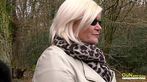 Oldnanny Olgun Lacey Starr Lezbiyen Karısı ile Avrupa Macerasında Aldatmada Yakalanıyor