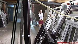 Devote teen bekommt deepthroat anal und gesichtsbesamung