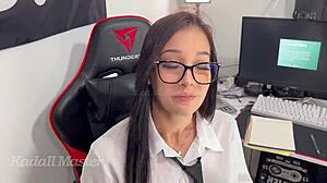 Student sucks professor to pass class.