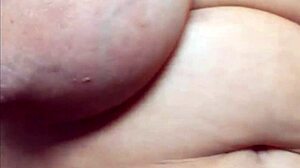 Mature webcam with saggy tits exposed