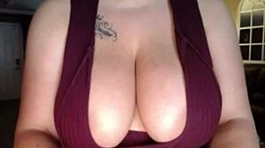 Sexy Milf Teen 18+ Shows Big Tits During Webcam Massage