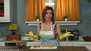 Big Titty Milfs Candy Manson & Diamond Foxxx Explore Vagina In Glamour Lesbian Roleplay