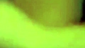 Én vagyok a feleség, aki segggel dugja a férjét, hogy megfejje a prosztatáját és sperma mindenhol