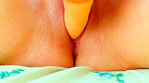 Big Dildo Quickly Brings My Pussy To Orgasm