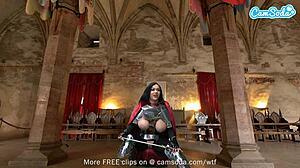 Ashlyn Peaks Cosplay Masturbates With Wand