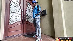 Kurvede Peaches tager Rome Majors pik dybt