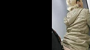 Argentinian Girl Requests Encounter by Elevator in Medellin