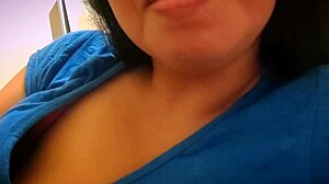 Busty stepmom blows stepson hard before fucking! 😍