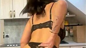 Worshipping this tattooed goddess is your task today! 😍