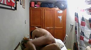 I gave oral to an unfaithfull gordibuena mexicana at home, but it was a mistakke