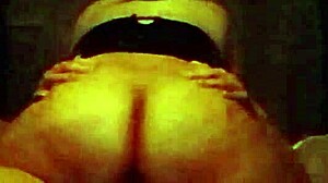 Curvy Latina MILF rides hard with that big amateur ass