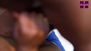 Bang Sexy Lady to Make Her Scream Love