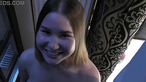 Навърши 18 вчера, невинното й лице среща 10-инчов монстър