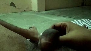 Watch this intense handjob leading to a huge cumshot!