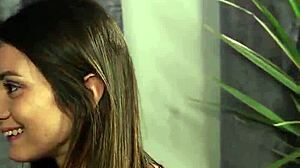 Foxy Sex Kitten Gets Jizz Load on Face