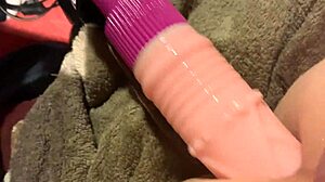 Narrating how my ass gets stretched by machine for bigger pleasures