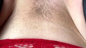 Femme Chat Aime le Lait : Baise en Gros Plan et Éjaculation avec Chatte Serrée Européenne